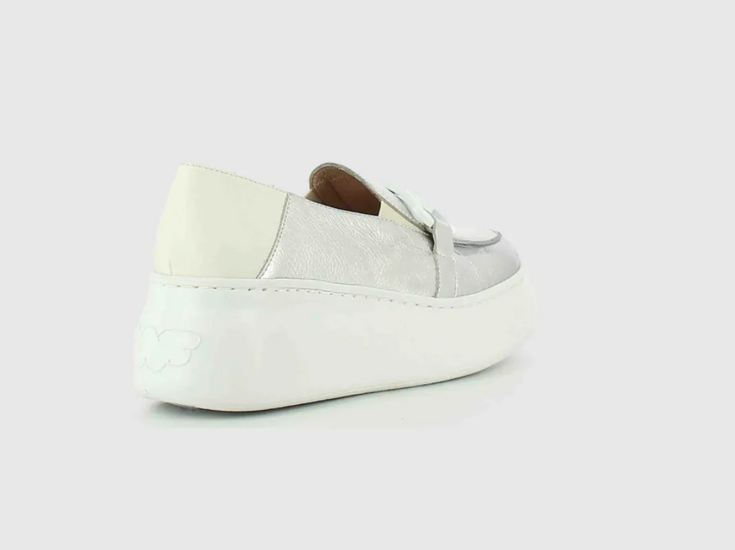 A2641 Silver Flatform Loafer