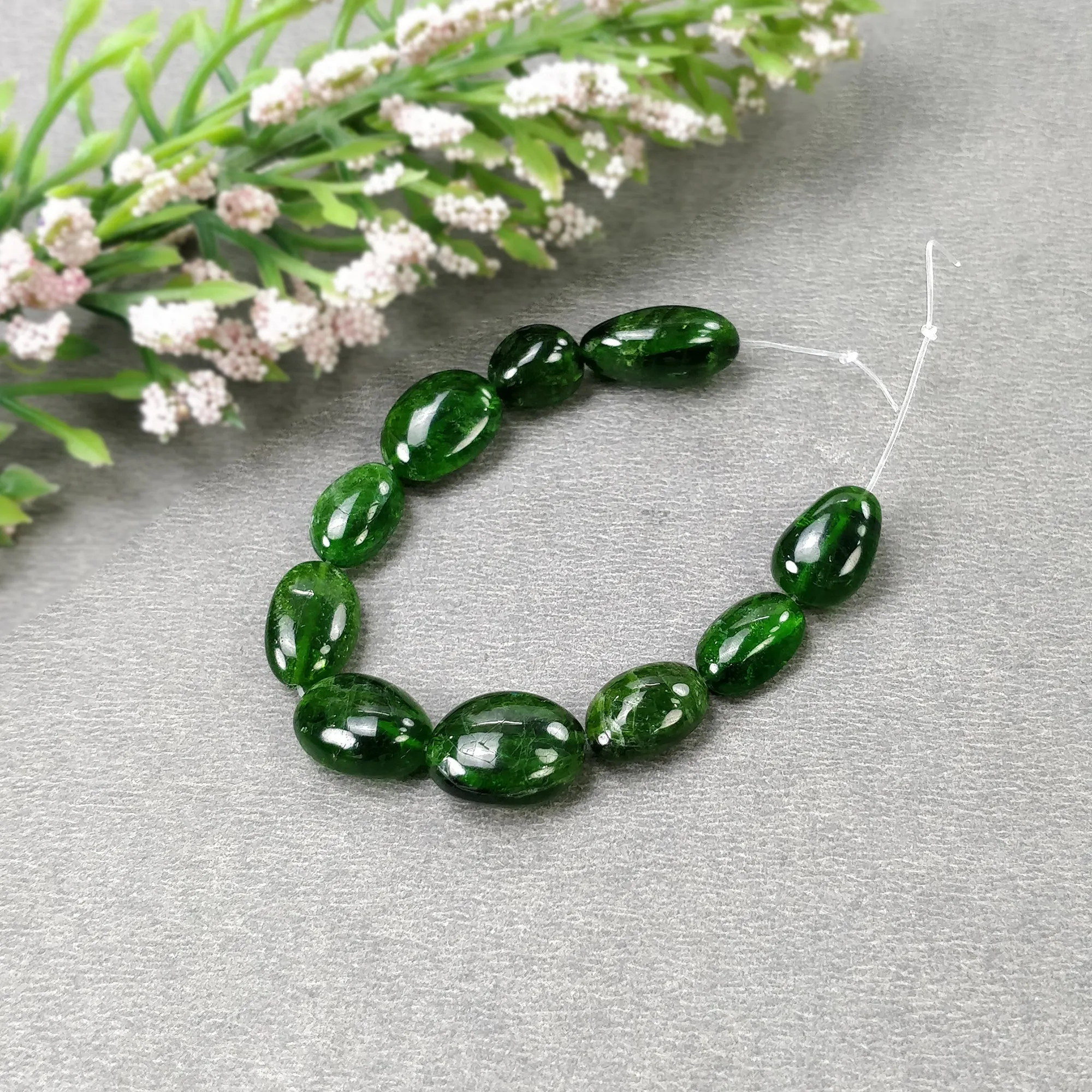 CHROME DIOPSIDE Gemstone Loose Beads : 44.60cts Natural Green Chrome Diopside Uneven Tumbles 8*7mm - 14mm 4.1" Beads