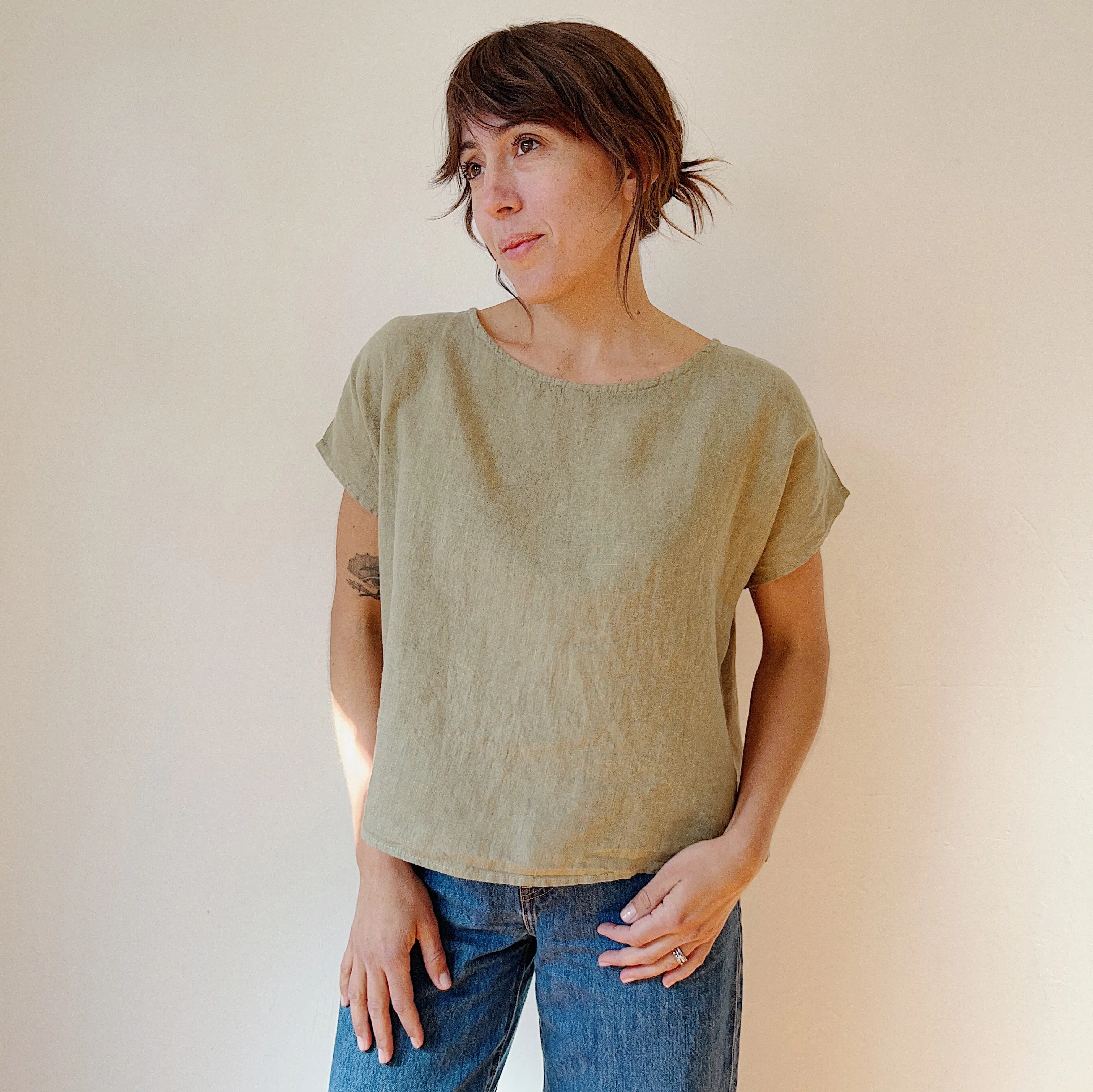 Dotter | Linen Tee in Seaweed