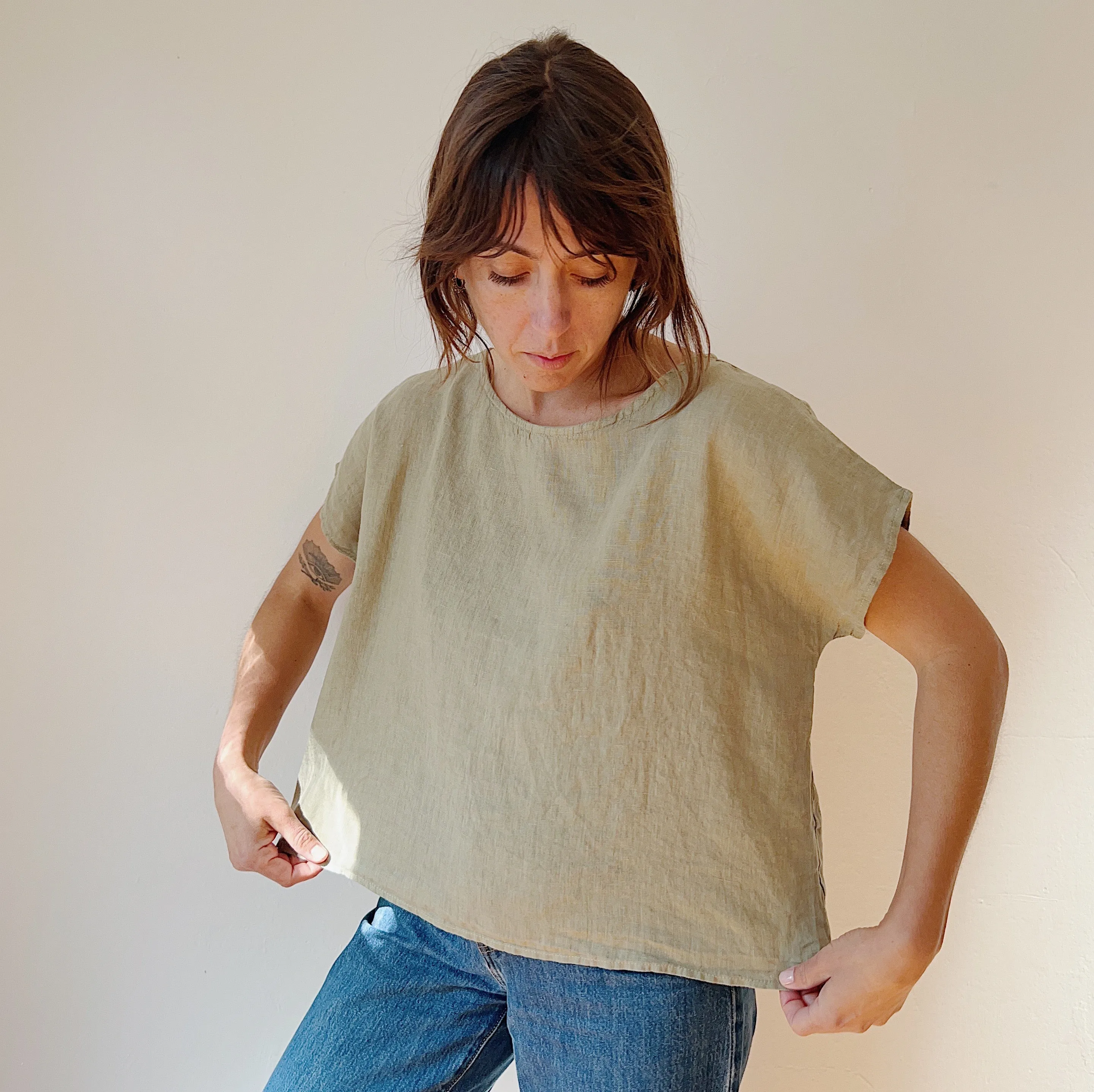 Dotter | Linen Tee in Seaweed