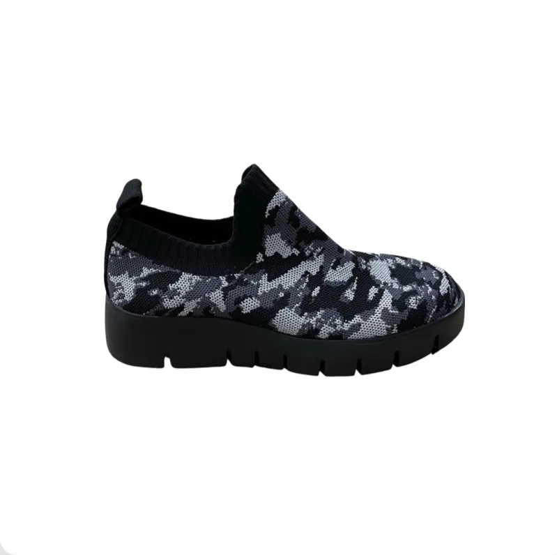 FX Luna Pewter Camo Runner