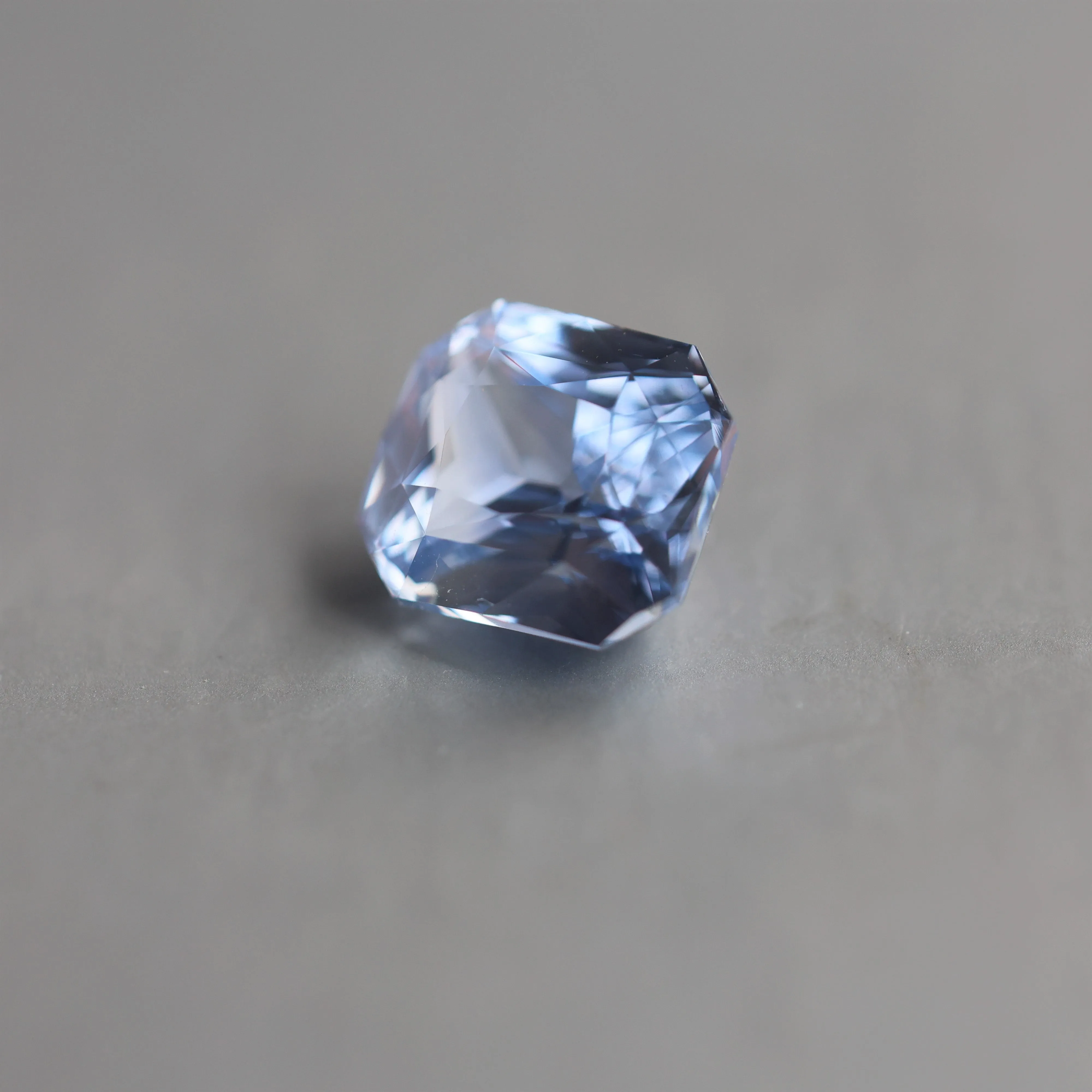 Loose 5.07 Ct Octagon Blue Sapphire