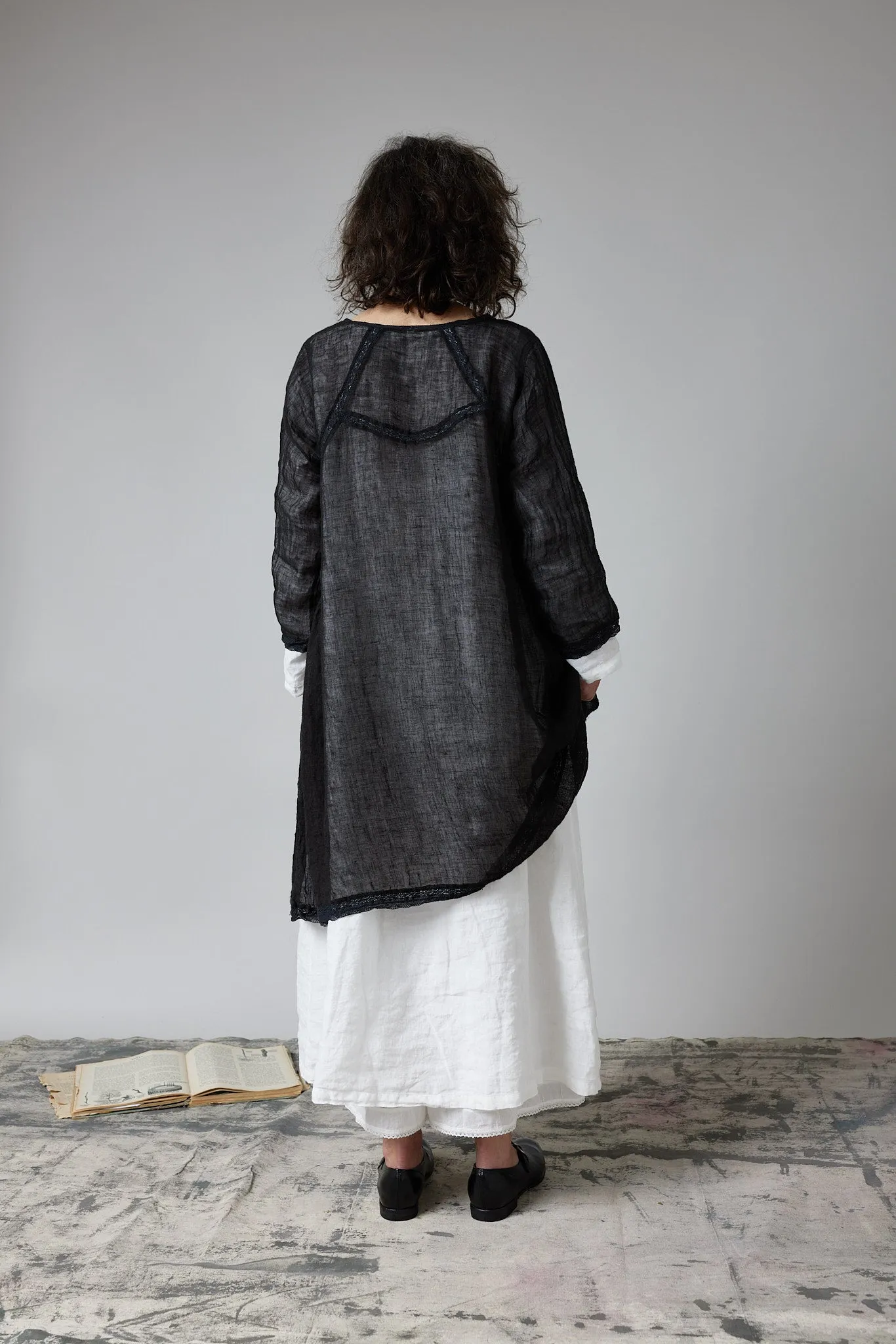 Metta - Piper Long Sleeve Lace & Linen Gauze Dress