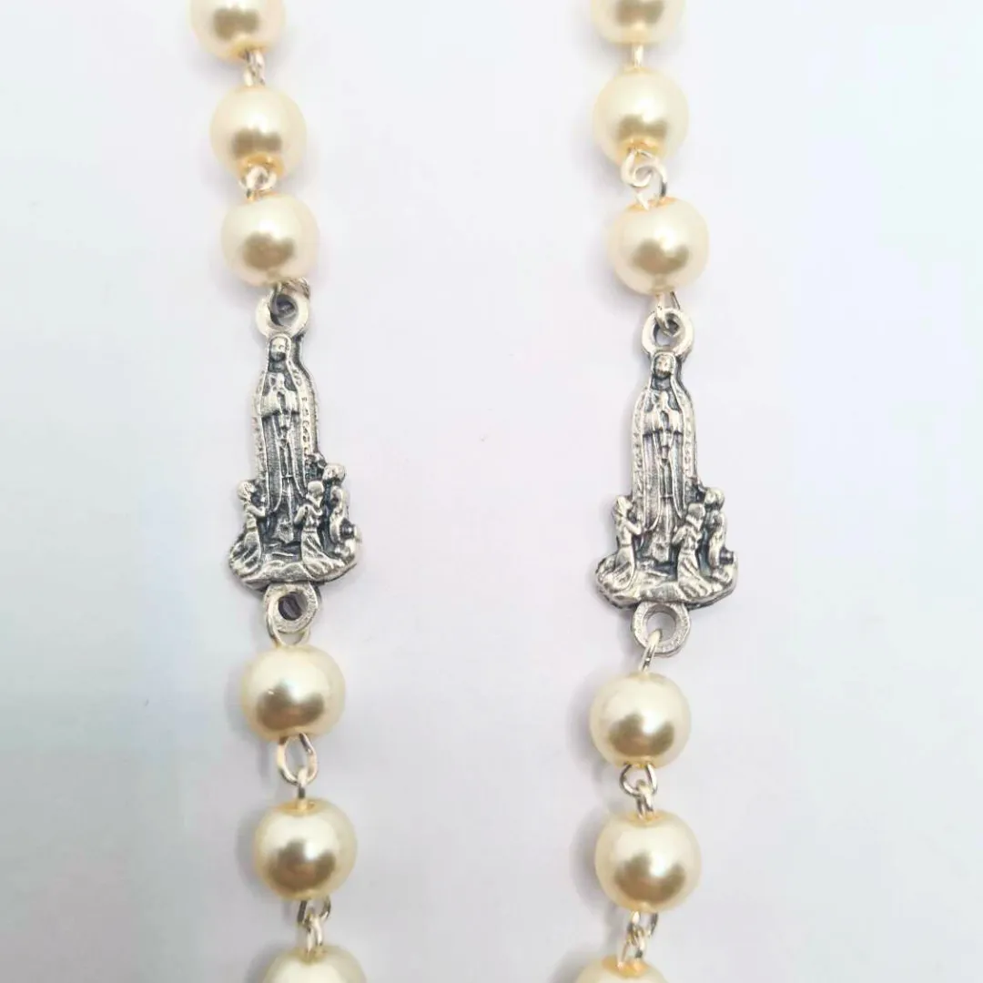 Pearl Rosary with Apparitions of Our Lady of Fatima Medals and Terra of Fatima