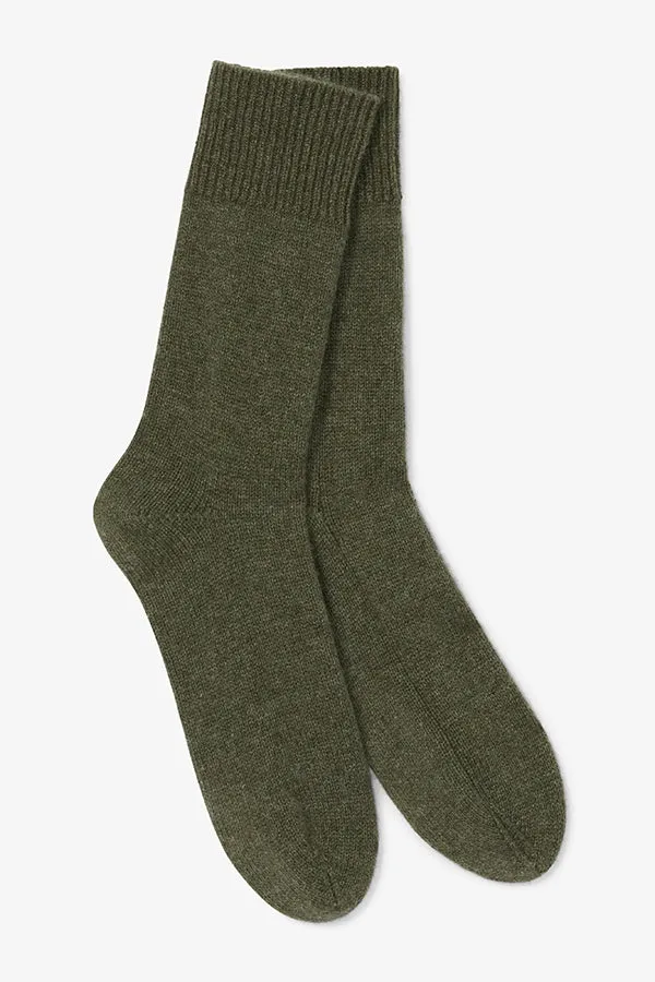 Ribbed Cashmere Socks :: Olive