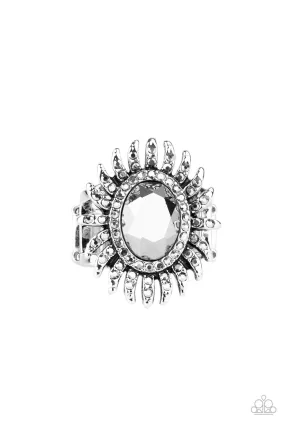 Ultra Luxe - Silver Paparazzi Ring