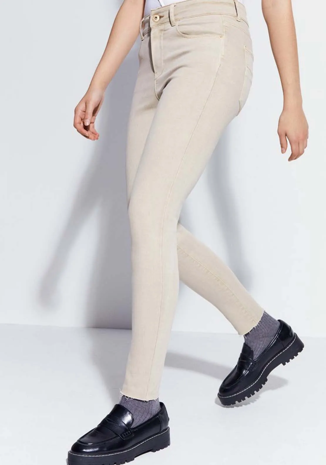 Ultra Slim High Rise Jeans